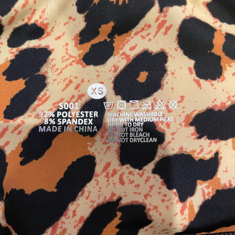 Cheetah print leggings